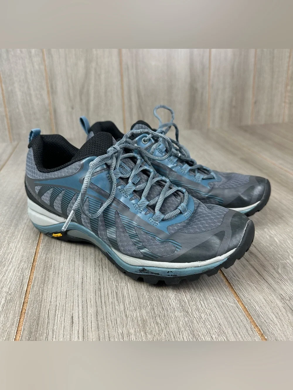 Merrell Women's Siren Edge 3 Hiking Shoes Size 8.5 Grey / Blue